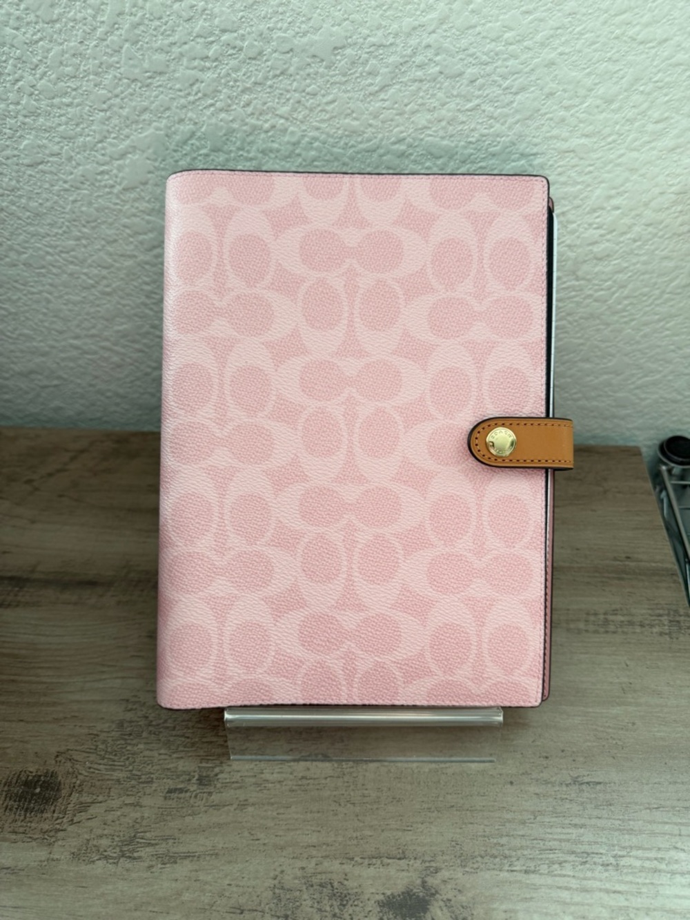Coach Powder Pink Notebook In Signature Canvas - Picture 3 of 9
